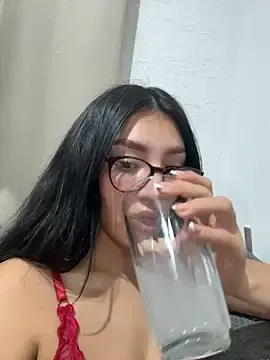 Stripchat Live Sex Cam of Sexyedith09