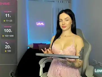 Stripchat Best live sex cam show of SelinaStorm