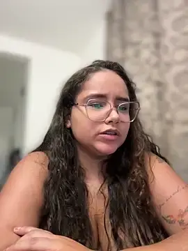 Stripchat Live Sex Cam of CurlyGirl_1