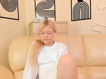 Stripchat Live Sex of MidnightPoise