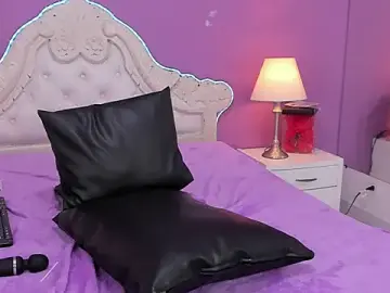 Stripchat Live Sex of YayaQueen