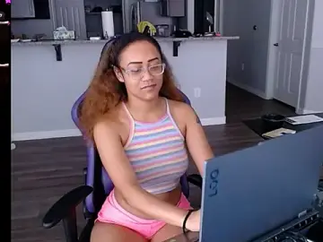 Stripchat Best Webcam of ReeseZen
