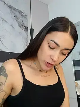 Stripchat Sex Cam of SelenaRose_