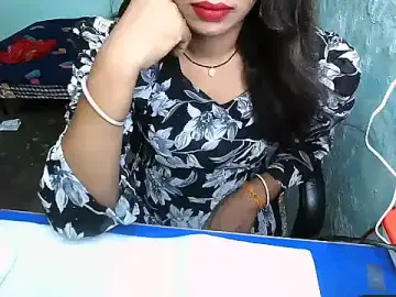 Stripchat Free Porn Cam of urmila208021