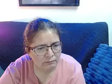 Stripchat Free Porn Cam of Linda_banks_