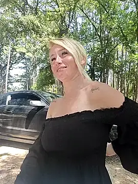 Stripchat Adult Webcam of POPPY_XO