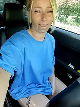 Stripchat Free Porn Cam of POPPY_XO