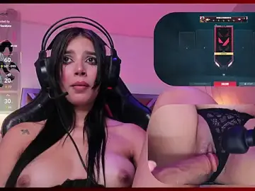 Stripchat Sex Cam of SweetieCloe_