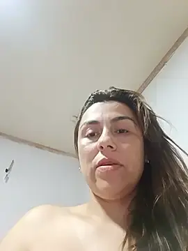 Stripchat Adult Video Chat of vanessa-titisM