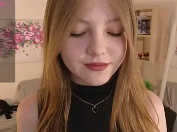Stripchat Free Porn Cam of Sue_Sanders