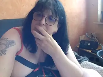 Stripchat Adult Webcam of ladyfrombonn