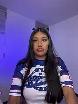 Stripchat Best Webcam of SharaRous