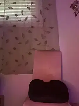 Stripchat Sex Cam of rayemillian