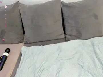 Stripchat Live Sex Cam of IvyTease_
