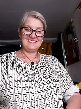 Stripchat Free Live Porn of irinamaux