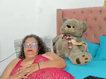 Stripchat Free Porn Cam of victoriaborunys