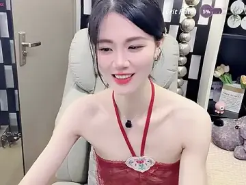 Stripchat Free Porn Cam of Yueyue-MM