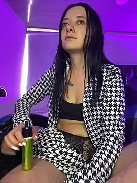 Stripchat Live Sex of Isabella_21x