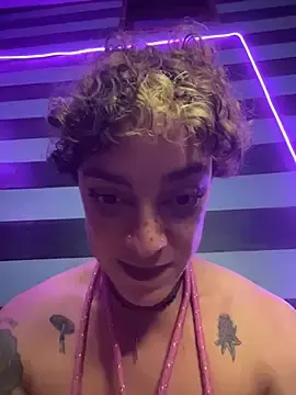 Stripchat Free Porn Cam of SalyTredelMonte