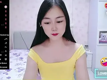 Stripchat Sex Cam of Elvira_baby