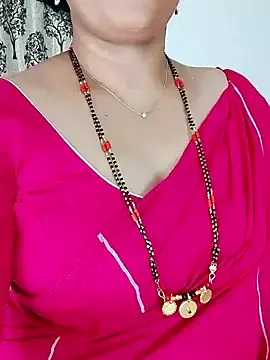 Stripchat Free Porn Cam of COOL_TEACHER_69