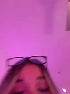 Stripchat Live Sex Cam of amylaaa