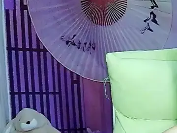 Stripchat Live Sex Cam of duoduo_baby