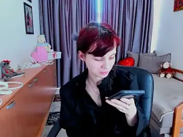 Stripchat Sex Cam of MiniLysii