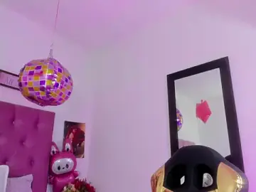 Stripchat Free Live Porn of Aily_star