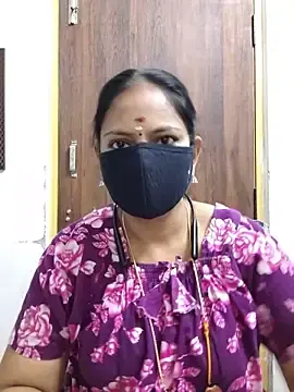 Stripchat Watch Live Sex Cams of Queen-Neha