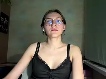 Stripchat Live Porn of Miaaa_Moon