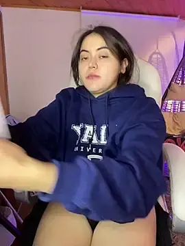 Stripchat Watch Live Sex Cams of Camila_pinkk