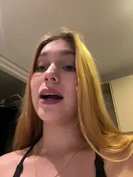 Stripchat Adult Video Chat of Nikii__