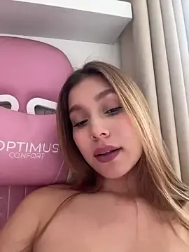 Stripchat Nude Webcam of Nikii__