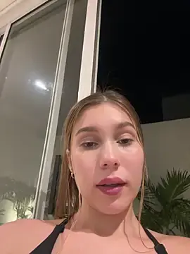 Stripchat Adult Video Chat of Nikii__