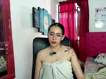 Stripchat Sex Chat of miley_blue_