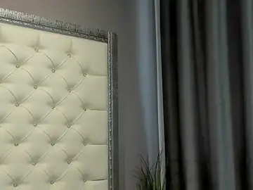 Stripchat Live Sex of AmiellaRose