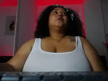 Stripchat Best Webcam of Ayliinn_