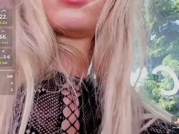 Stripchat Free Porn Cam of Sassy_Teen