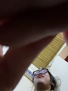 Stripchat Free Live Porn of Emmiuuuu03