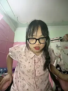 Stripchat Live Sex of Emmiuuuu03