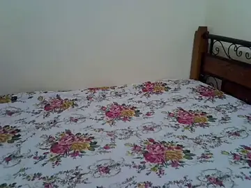 Stripchat Live Sex Cam of Sweet_Bear
