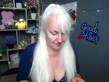 Stripchat Watch Live Sex Cams of BlondyLeeBest