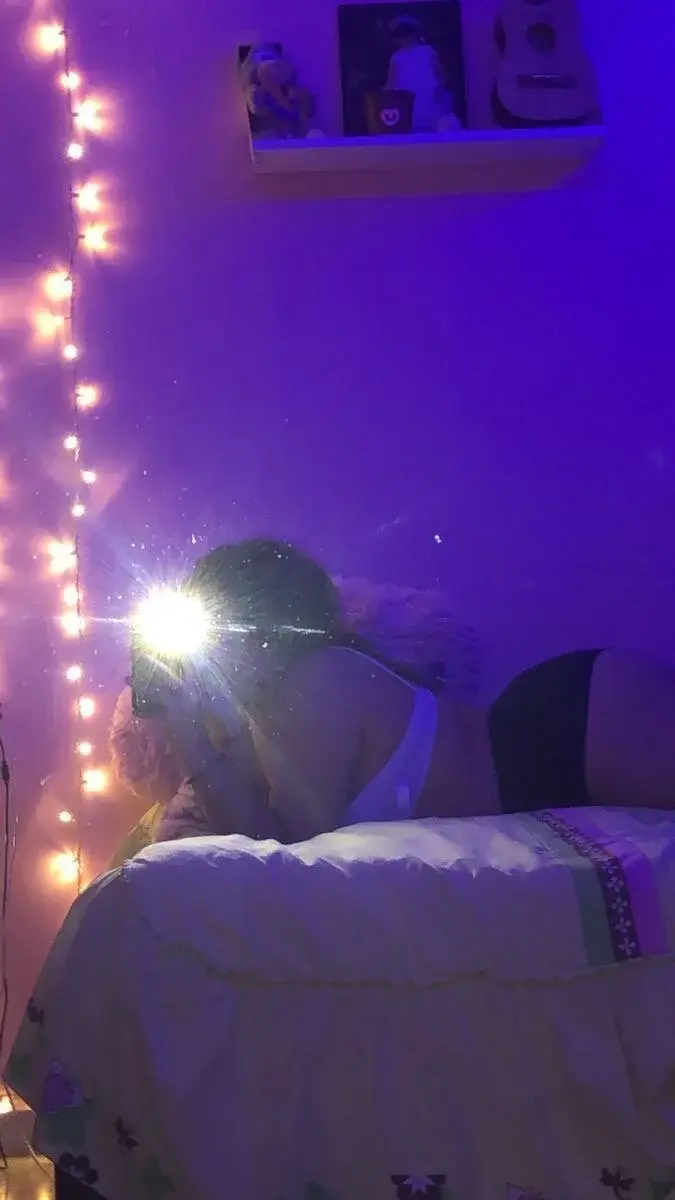 Bold-latinaa