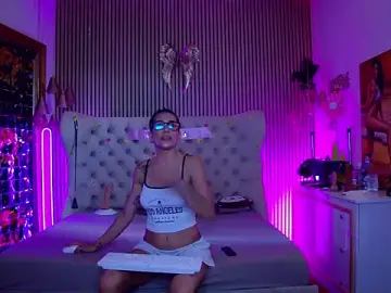 Stripchat Live Sex of PlayfulShow