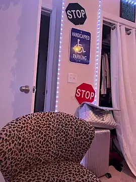 Stripchat Free Porn Cam of Terribletabby