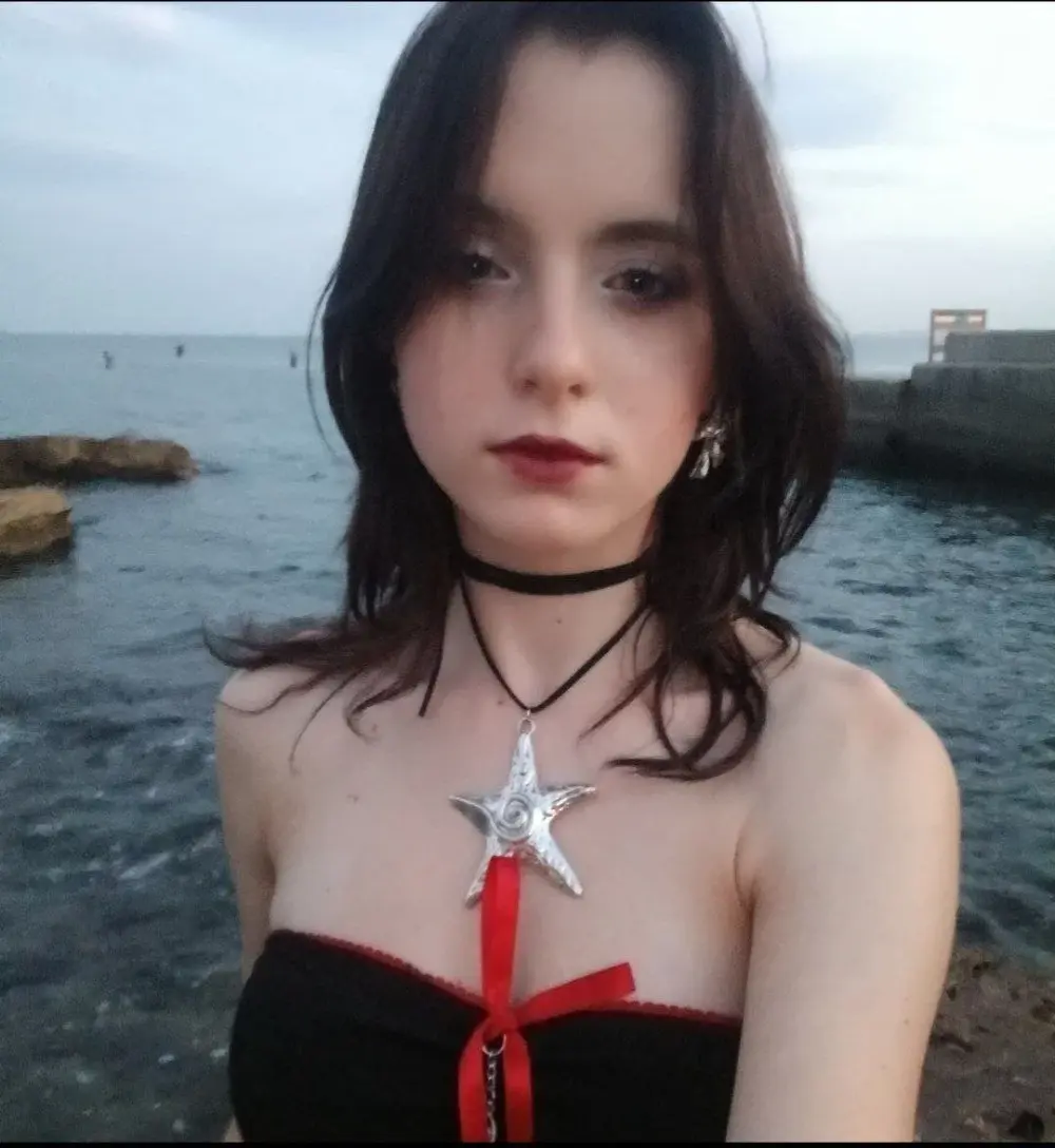 VivienneRo