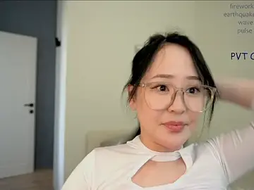 Stripchat Live Sex Cam of _JiKey_