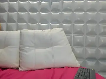 Stripchat Live Sex Cam of Ashly_Lennox