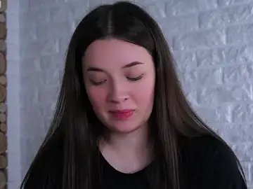 Stripchat Sex Cam of LowOncoming
